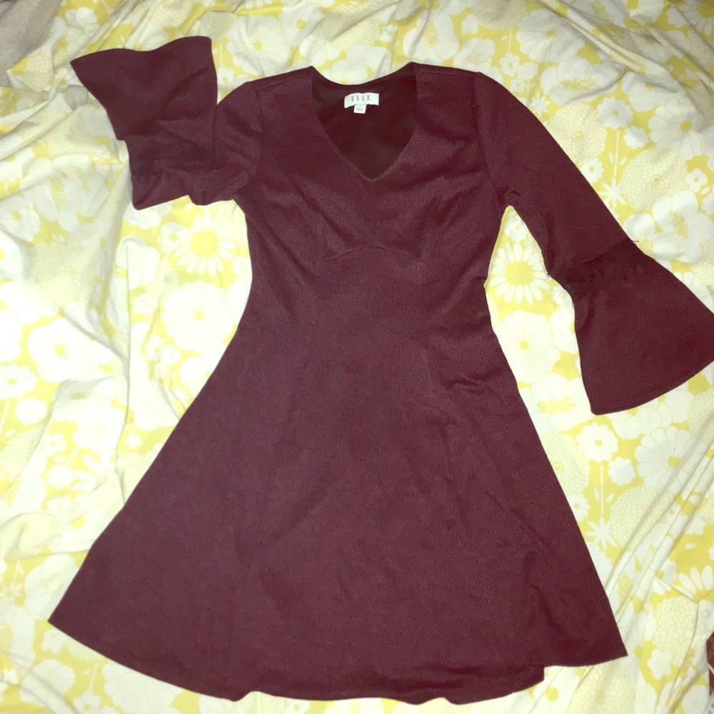 NWOT Elle Oxblood Bell Sleeve Dress